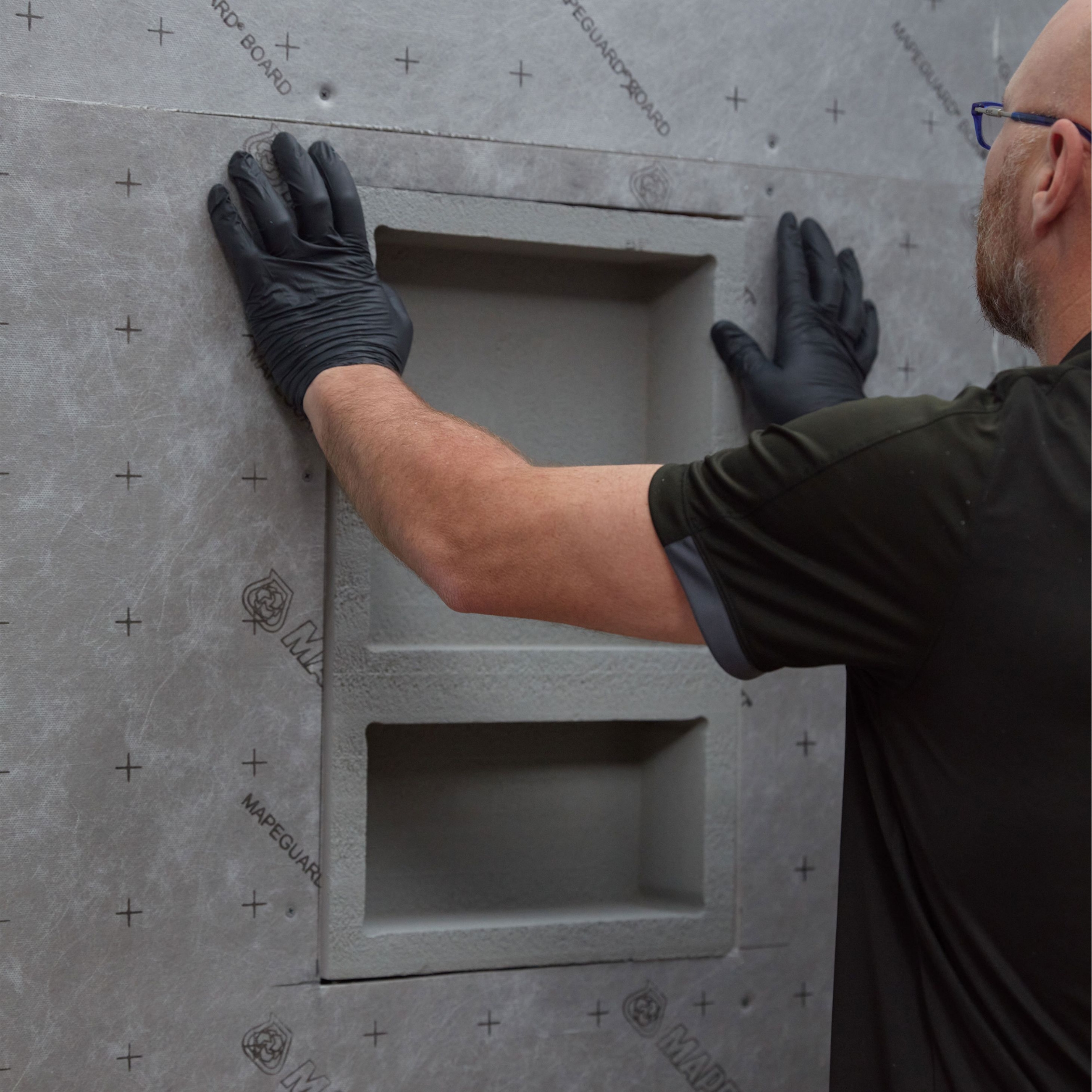 Mapeguard Pre-Formed Niche | 20" x 12" x 3 1/2"
